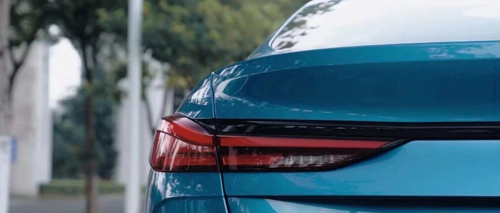 它是30万内最冷门，又最有趣的豪车？