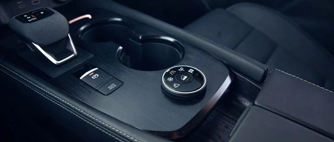 买了这部车后，这是我们第一次斗气