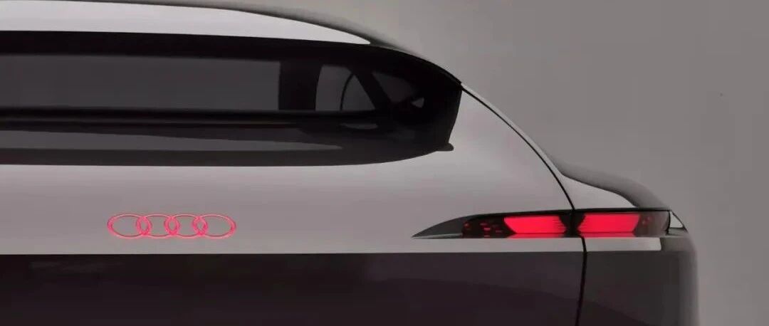 来自未来的它，帅爆了！