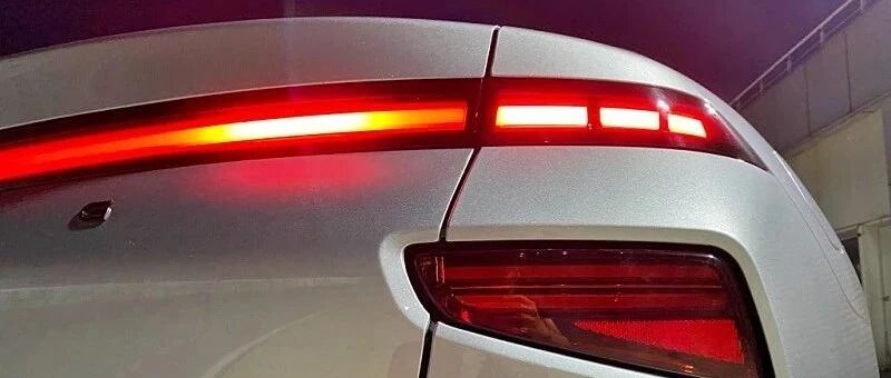 敢来这里挑战特斯拉，好大的胆！