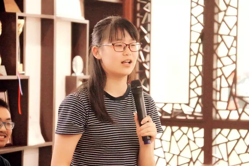 点击查阅:(第一季学霸来了公益讲座)