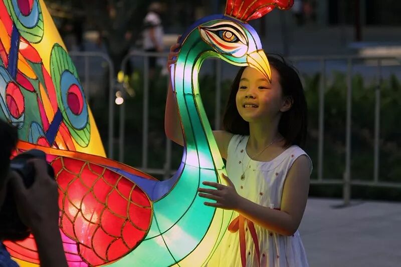 %name 百年一遇！悉尼赚钱、赚人气的超牛机会来了！“悉尼中国新年灯会”摊位招商倒计时！再不抢就没啦！