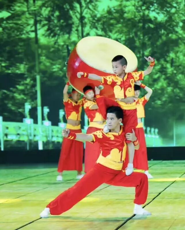 %name “华星艺术节”拉开帷幕，悉尼中秋演出季正式启动！