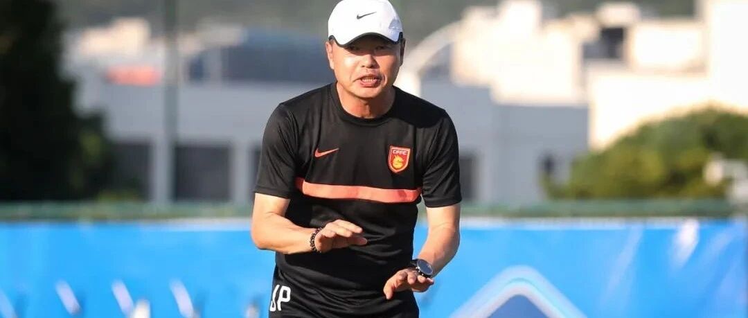 誓与球队战斗到最后一刻 如此有情有义有能力的教练 国足不考虑一下吗