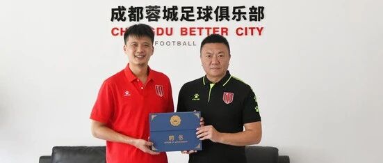 从哏儿都到成都 离家6年的天津娃终在异乡开启人生下半场