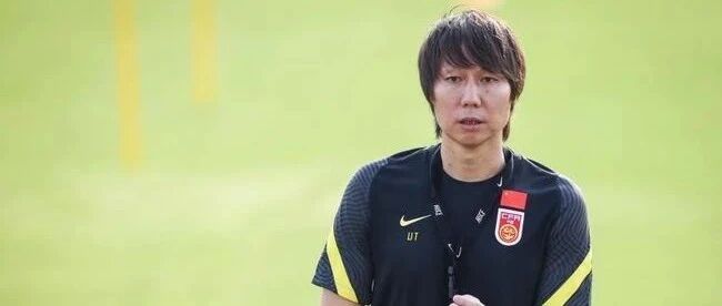 是稳定军心还是长远打算 获得五年长约的李铁 能坚持到下一届世界杯吗？