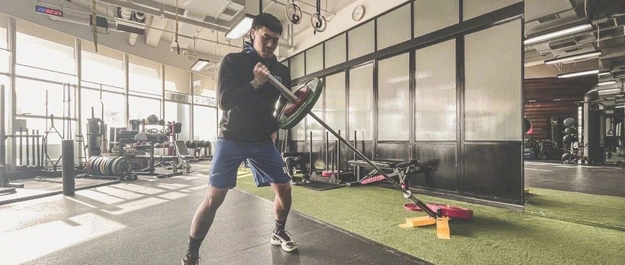 取消微博认证 王大雷暗指离队？而立门将集体过年关 这位天津故人前景最好