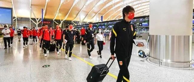 国足主场又悬了 中国足球更糟了……