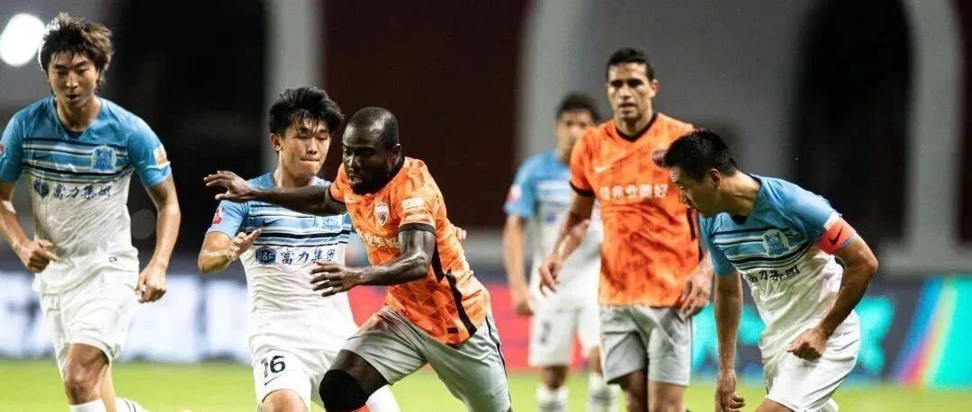 阿奇姆彭一举动再次感动球迷 他在深圳的前途却……