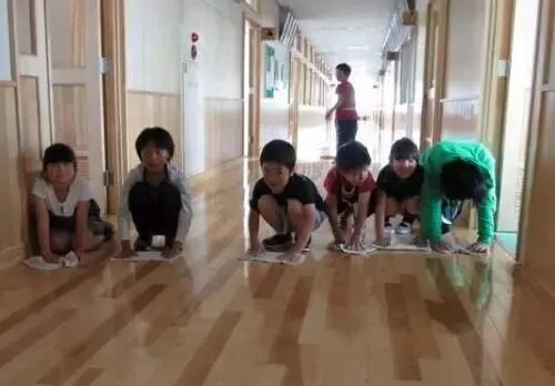 为什么日本人喜欢进门就脱鞋? 背后原因令人称赞！