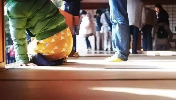 为什么日本人喜欢进门就脱鞋? 背后原因令人称赞！