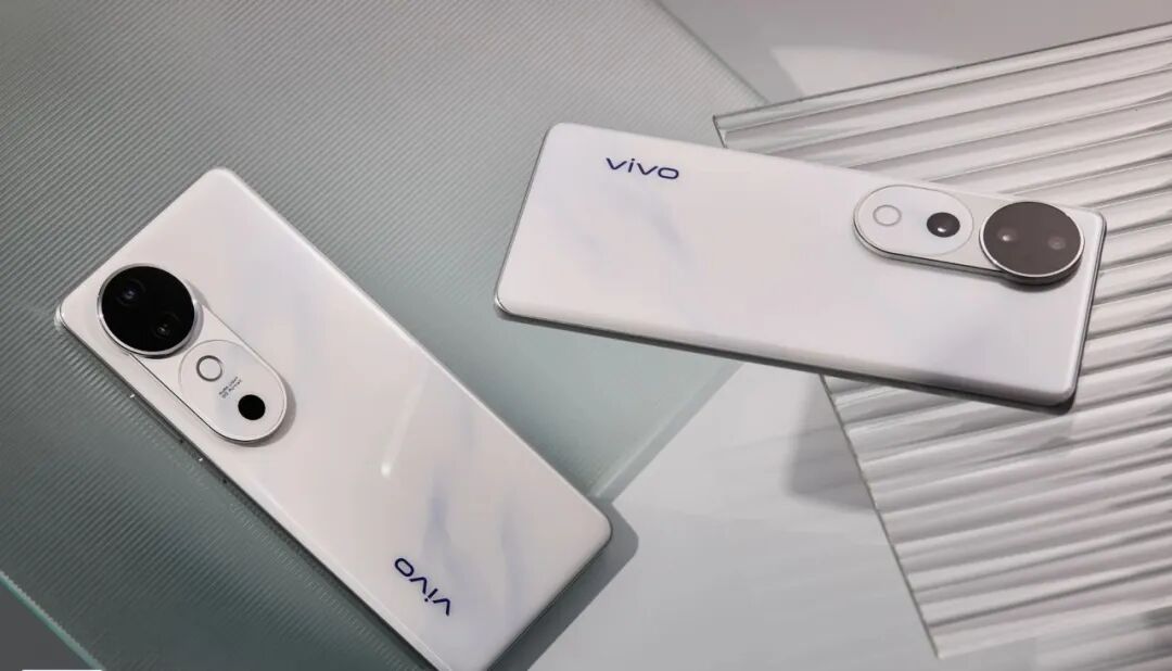 可以“闭眼买”的4款手机，都是低价高配，一步到位能用6年