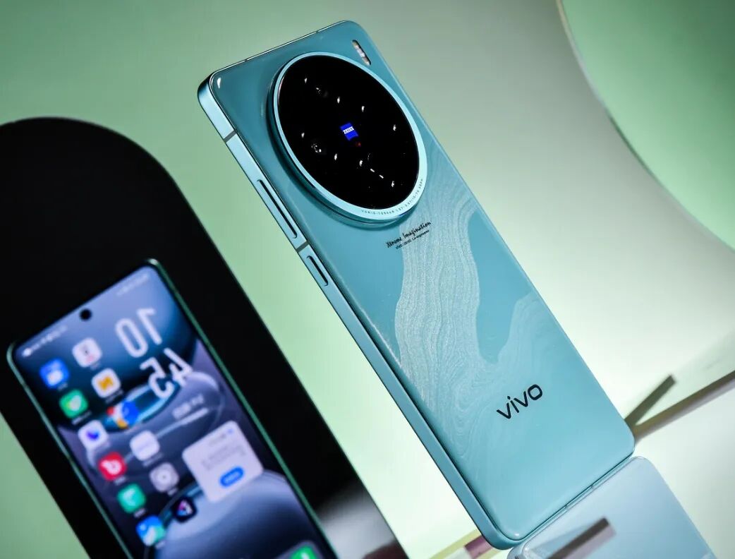 买手机别太抠搜，2024年公认好用的3款手机，轻松用五年