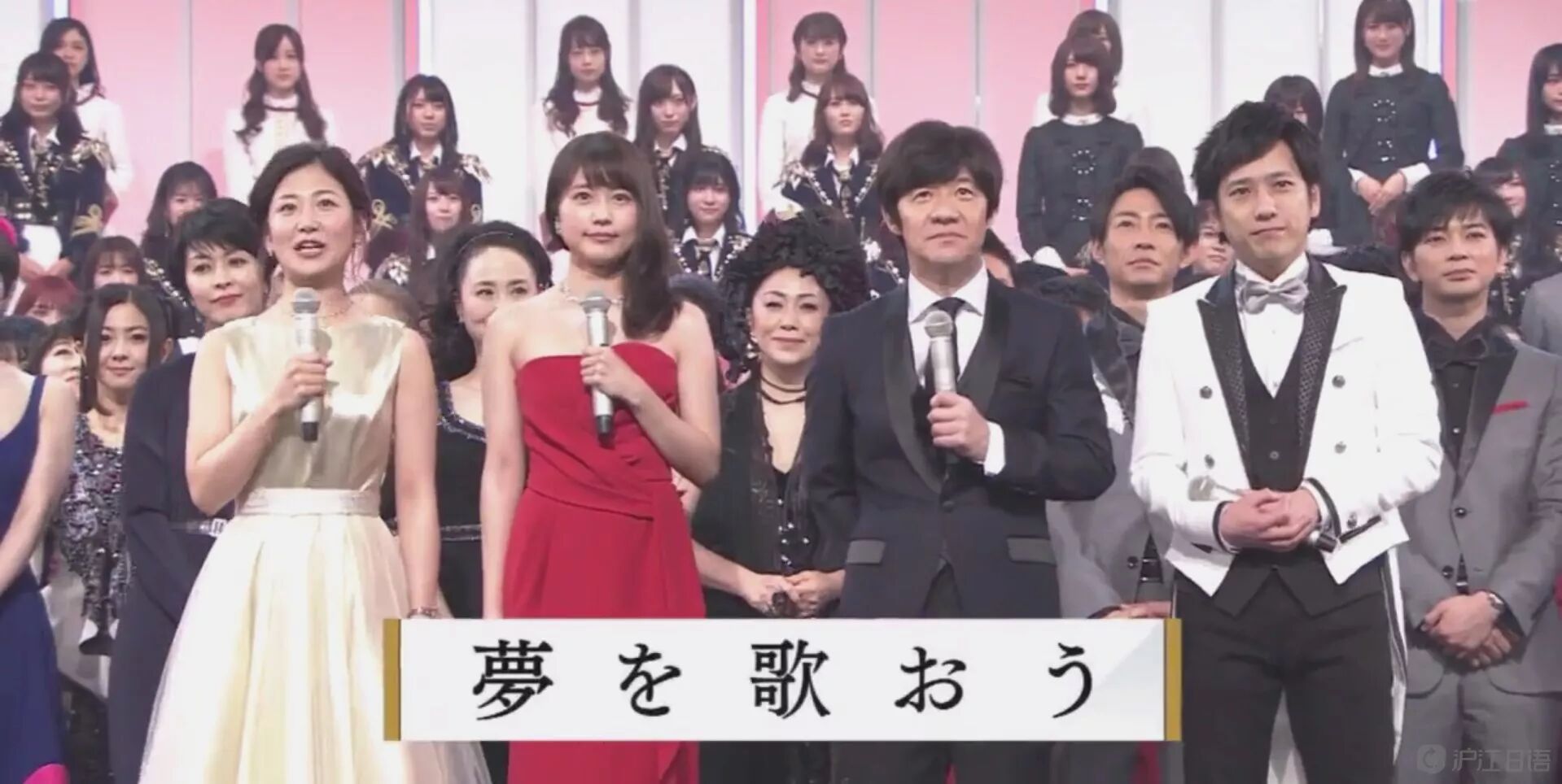 即使有二宮和也主持 安室奈美惠助陣 也挽救不了紅白歌會收視 滬江日語 微文庫