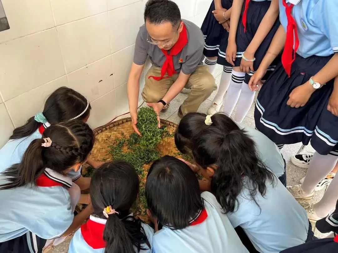 贵州.jpg 贵州.jpg