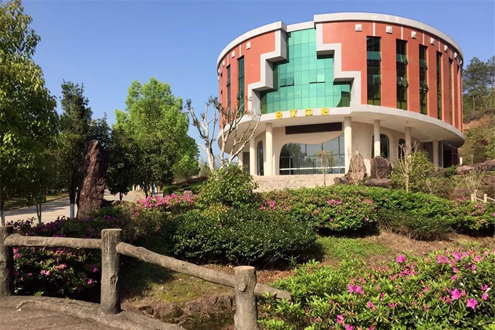 武夷學(xué)院往年分?jǐn)?shù)線_2024年武夷山職業(yè)學(xué)院錄取分?jǐn)?shù)線及要求_武夷學(xué)院2020年錄取分?jǐn)?shù)