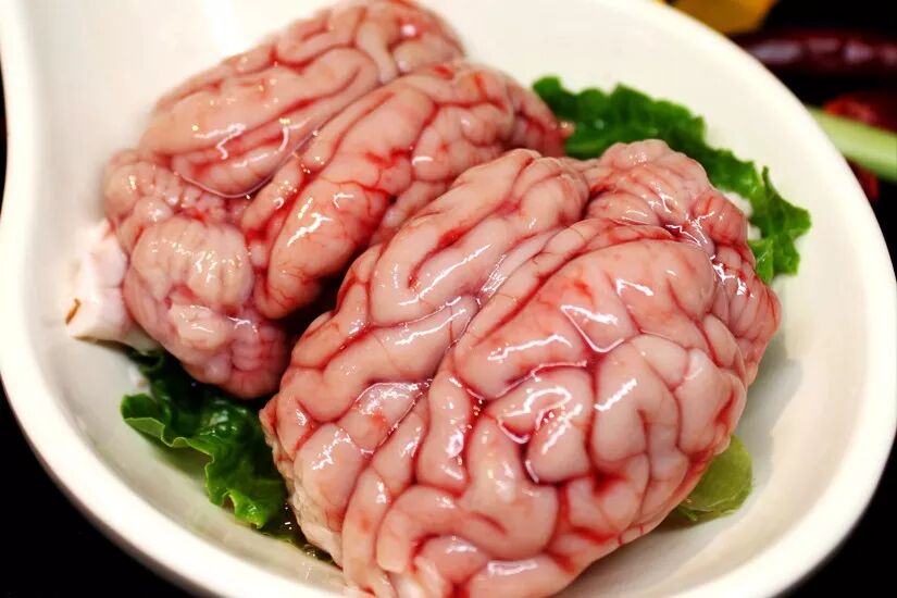 一气呵成~压轴的是辣椒的火爆接着是调料的香先是脑花儿的柔越吃越出