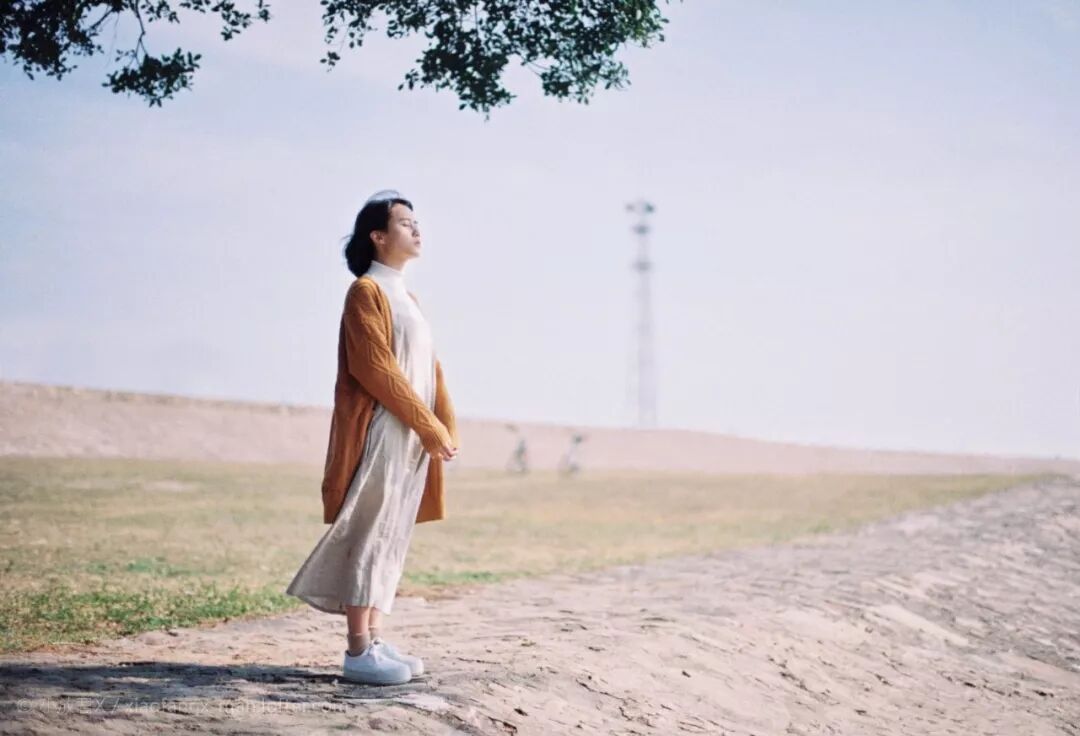 冯唐致女儿书:内心强大到混蛋,比什么都重要 - 英语家园