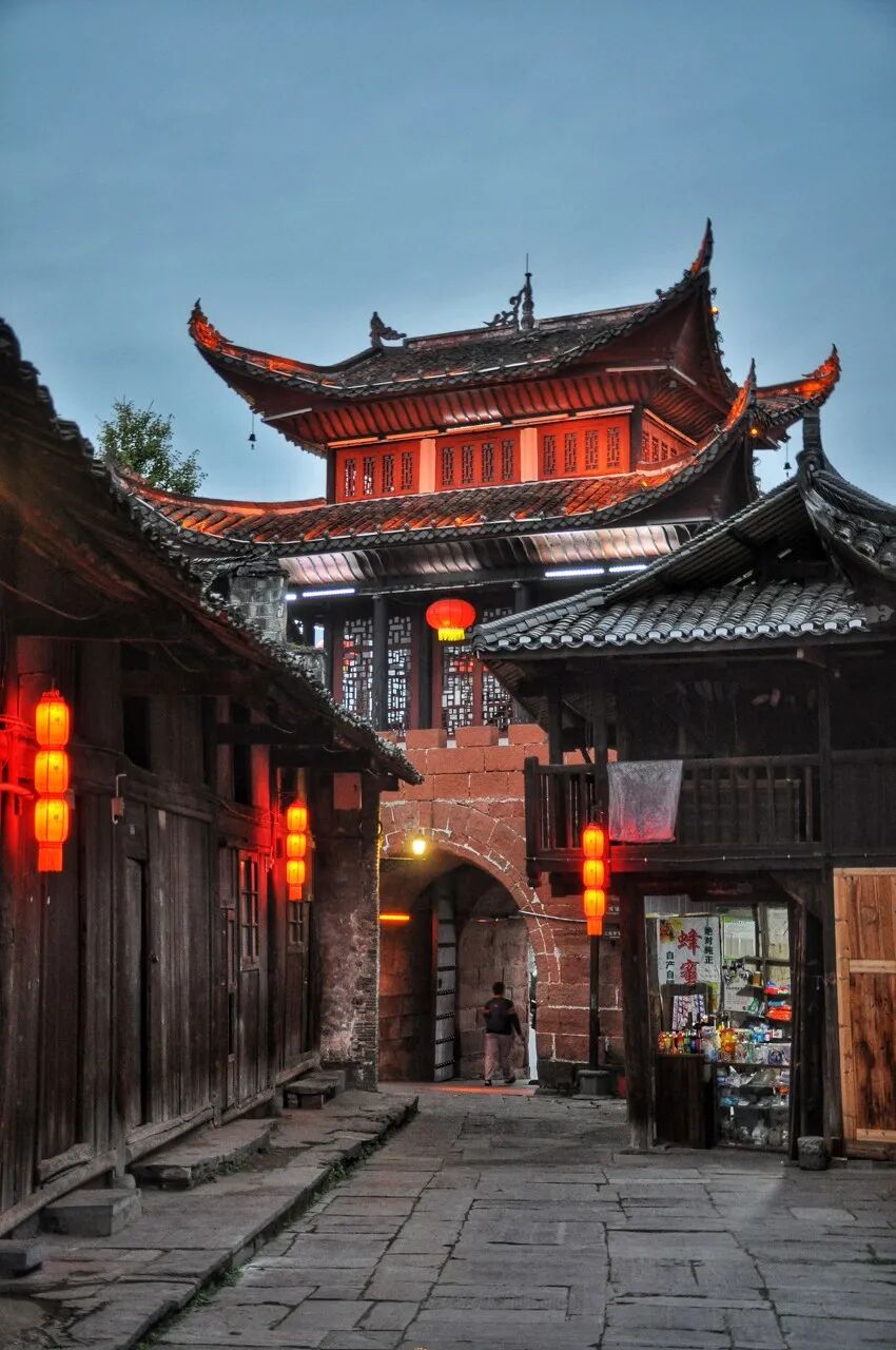 国内这12个初夏绝美小众地,倦了,累了,就去这些地方小住三五天