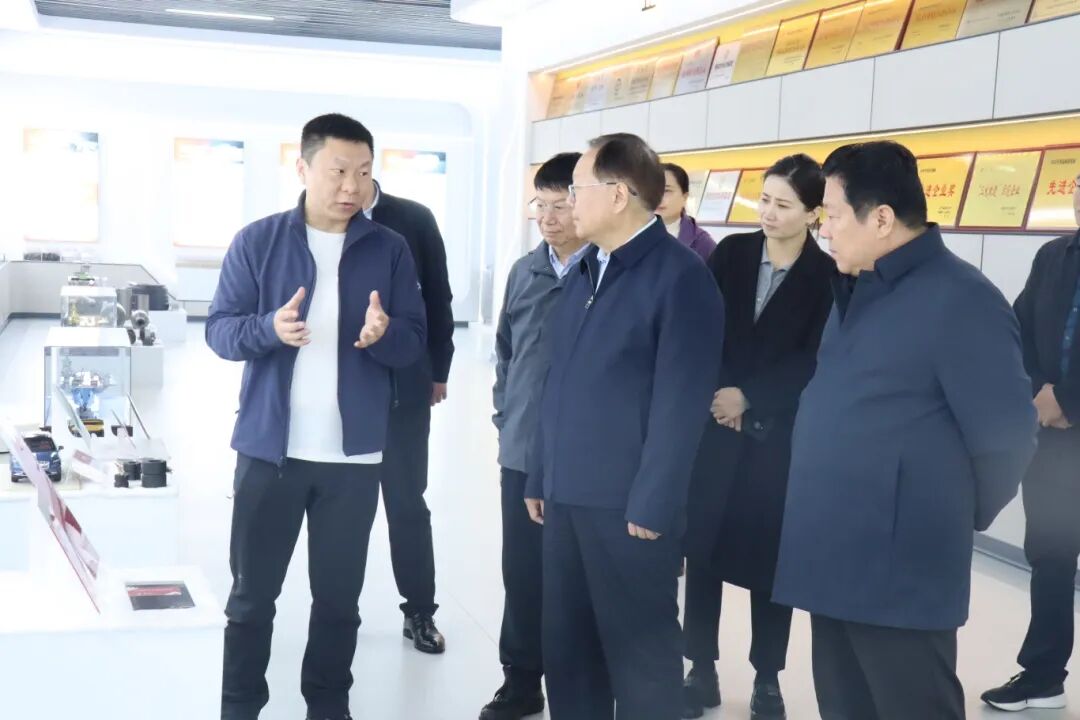 漯河市政协党组书记、主席王克俊莅临颍川新材料调研(图3)