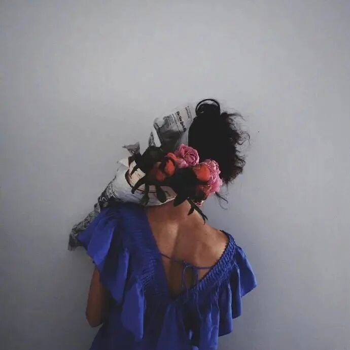 2021极度伤感的文案，字字伤情，句句碎心！