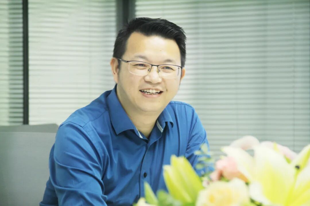 林培兴副会长热情接待了我会一行,先带领参观了公司办公环境,随后在