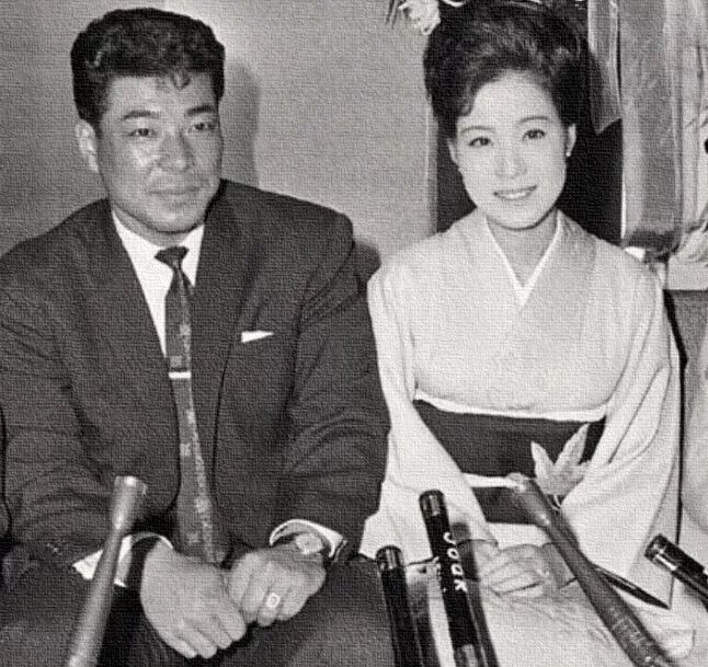 世间の花 日本演歌 下 用悲伤治愈悲伤 三十三又三分之一 微信公众号文章阅读 Wemp