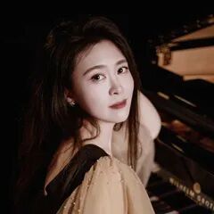 演奏员苏晓南  辽宁歌剧院数码钢琴老师:毕业于沈阳音乐学院宋兰洁