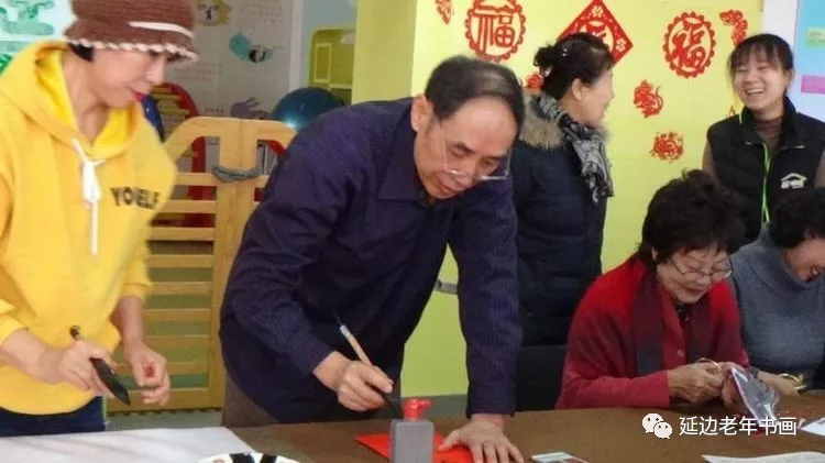 吉林省延吉市开启迎新年、送春联活动 吉林省延吉市开启迎新年、送春联活动