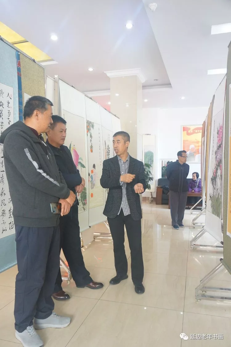 吉林延边老年书画研究会第十三个分会成立并成功举办第一次书画展《翰墨飘香 礼赞中国》 吉林延边老年书画研究会第十三个分会成立并成功举办第一次书画展《翰墨飘香 礼赞中国》