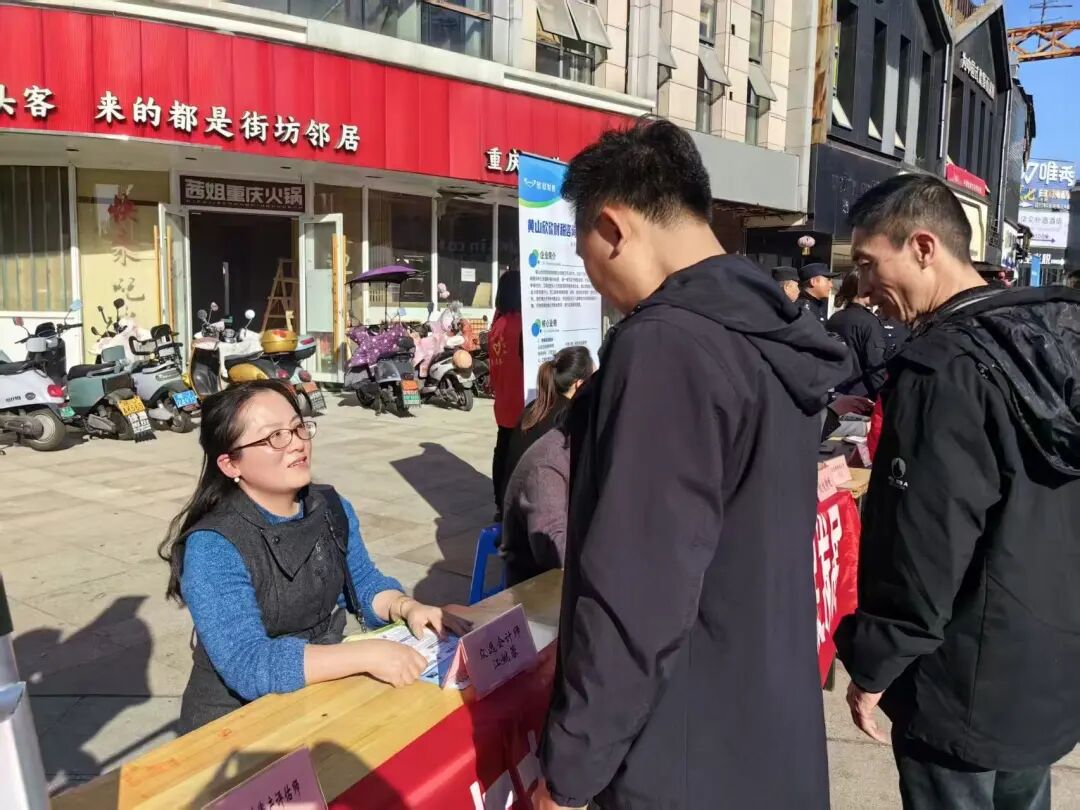 黨建引領聚合力 便民服務暖人心