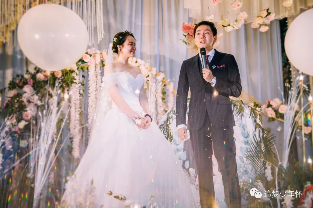 婚礼场地布置注意事项_婚礼现场布置需要注意什么_淘宝电脑卖家应该注意哪些事项