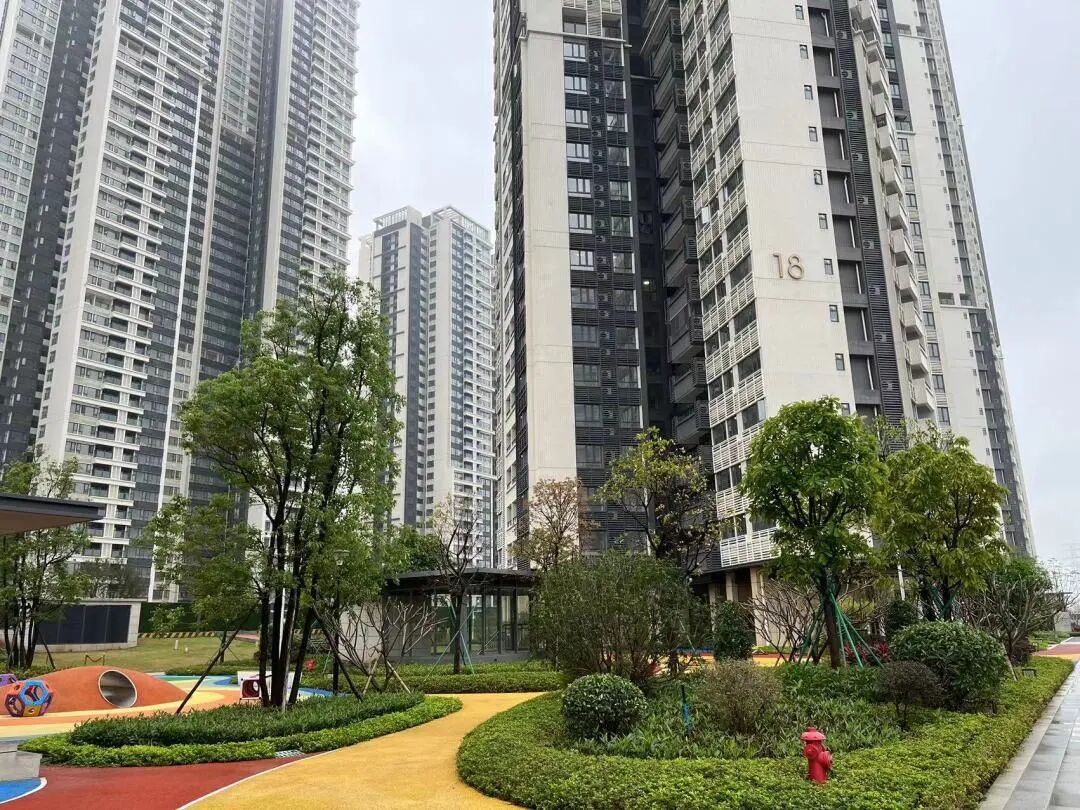 白云湖板块在售楼盘有哪些？白云湖在售楼盘产品和价格怎么样？