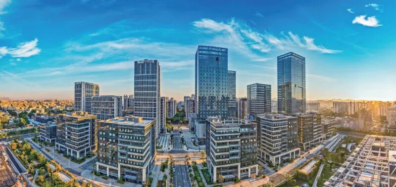 广州白云设计之都宅地本月拍卖，周边有哪些在售楼盘？