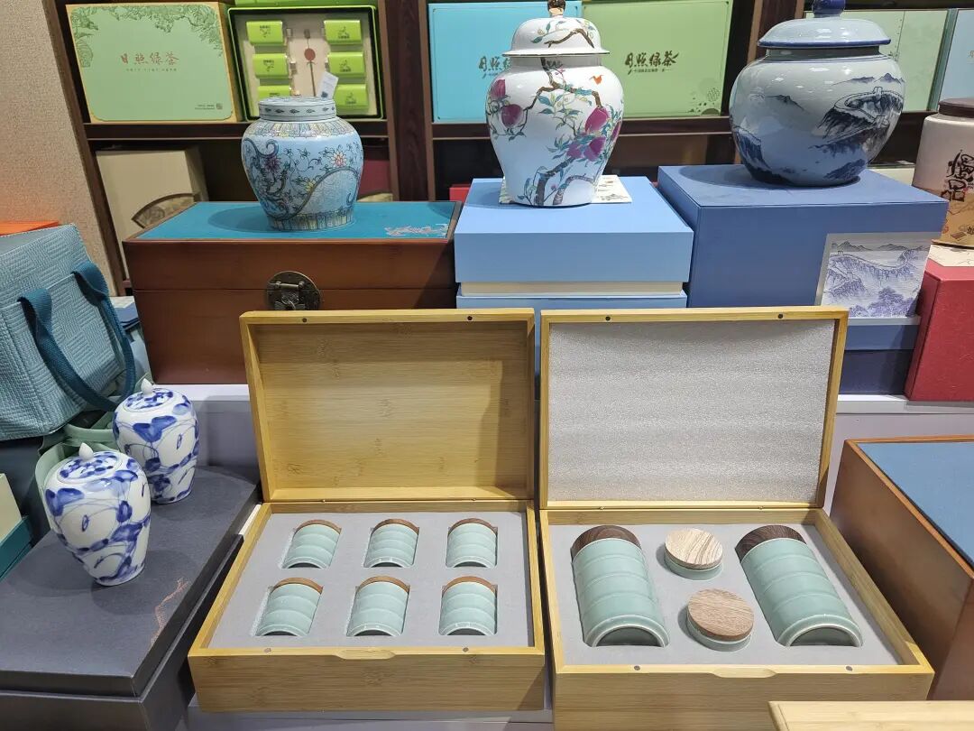 茶叶批发盒礼盒空瓶多少钱_茶叶礼盒空盒批发_茶叶批发盒礼盒空瓶图片