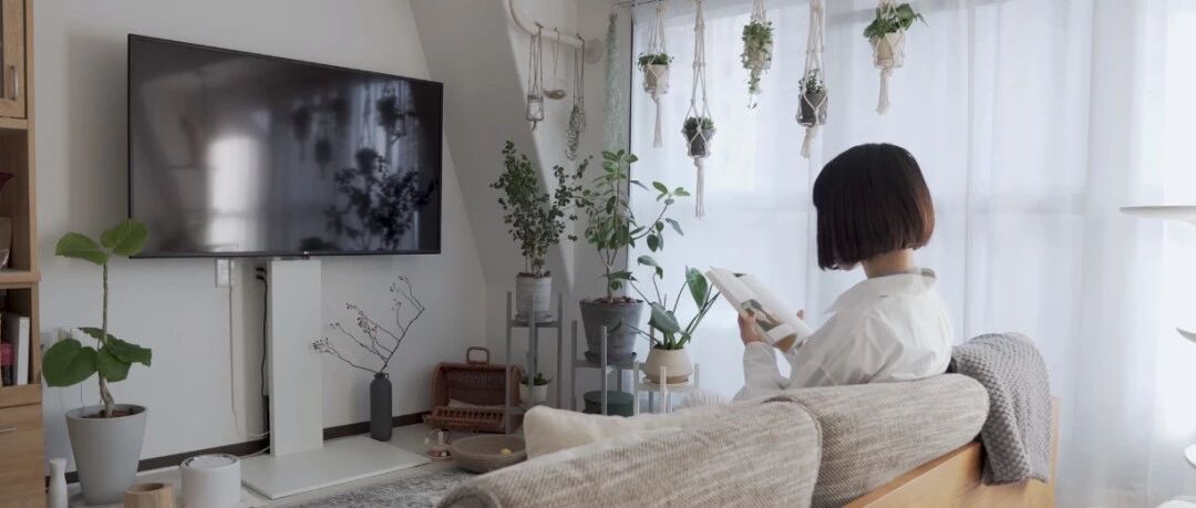 30岁丁克主妇的一天：5点起床做家务、0社交家里蹲、边工作边伺候老公，却令14亿人羡慕？