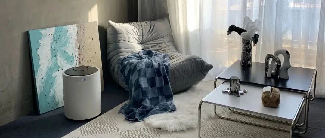 95后女孩花光10年积蓄入住毛坯房，网友直呼羡慕：感觉我家装修白花钱了！