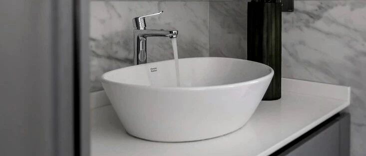 厕所门不能对大门，不能对卧室，不能对餐厅，不能……