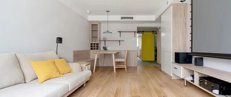 太爽了！北京90㎡一个人住，洗衣机放阳台，绝美谷仓门+升降床，还有小院子……