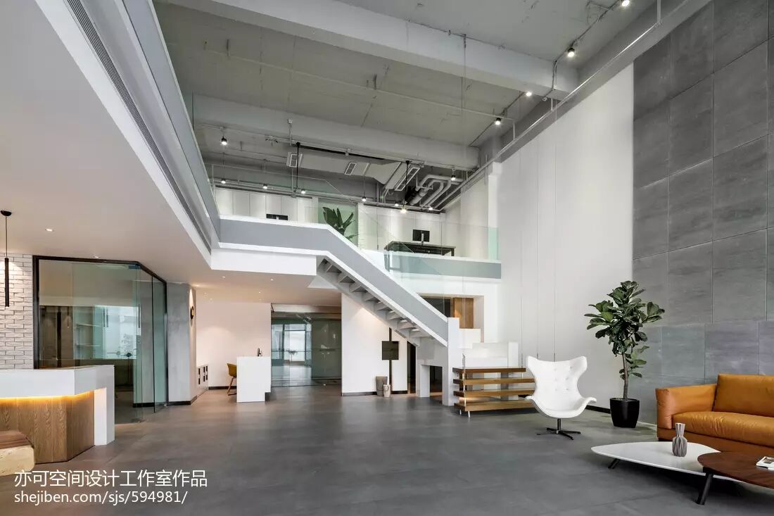 【工装】两位85后设计师为办公室真是花了大工夫,出来的效果好赞!