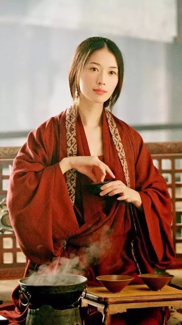 珍藏一杯好茶，静候一位知己