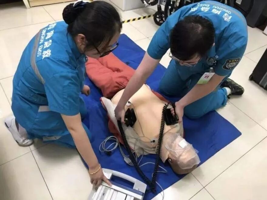 除颤仪性能有哪些科研新知 ｜ 心脏除颤仪的小知识_https://www.jmylbn.com_新闻资讯_第4张