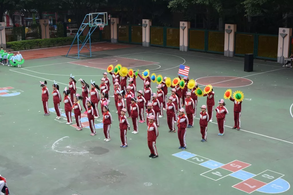 健康是生命的基石、运动是生命的源泉、快乐是生命的花朵 ——信孚祥景小学体育节暨运动会报道 健康是生命的基石、运动是生命的源泉、快乐是生命的花朵 ——信孚祥景小学体育节暨运动会报道
