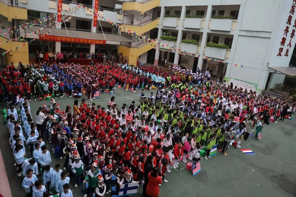 健康是生命的基石、运动是生命的源泉、快乐是生命的花朵 ——信孚祥景小学体育节暨运动会报道 健康是生命的基石、运动是生命的源泉、快乐是生命的花朵 ——信孚祥景小学体育节暨运动会报道