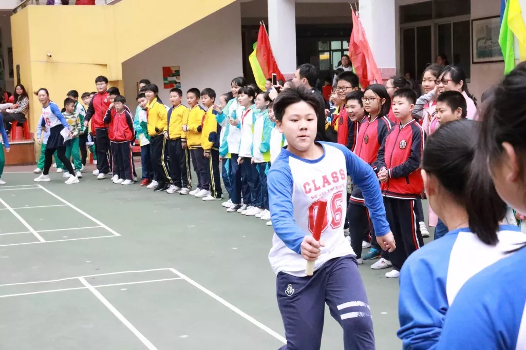 健康是生命的基石、运动是生命的源泉、快乐是生命的花朵 ——信孚祥景小学体育节暨运动会报道 健康是生命的基石、运动是生命的源泉、快乐是生命的花朵 ——信孚祥景小学体育节暨运动会报道