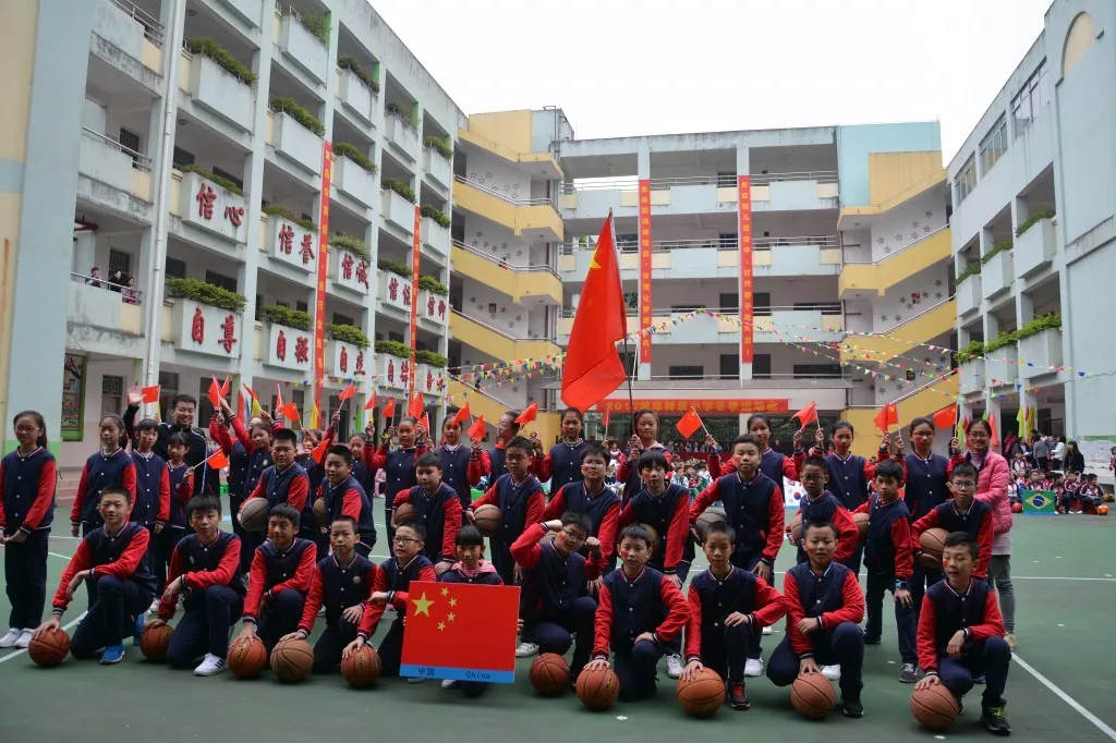 健康是生命的基石、运动是生命的源泉、快乐是生命的花朵 ——信孚祥景小学体育节暨运动会报道 健康是生命的基石、运动是生命的源泉、快乐是生命的花朵 ——信孚祥景小学体育节暨运动会报道