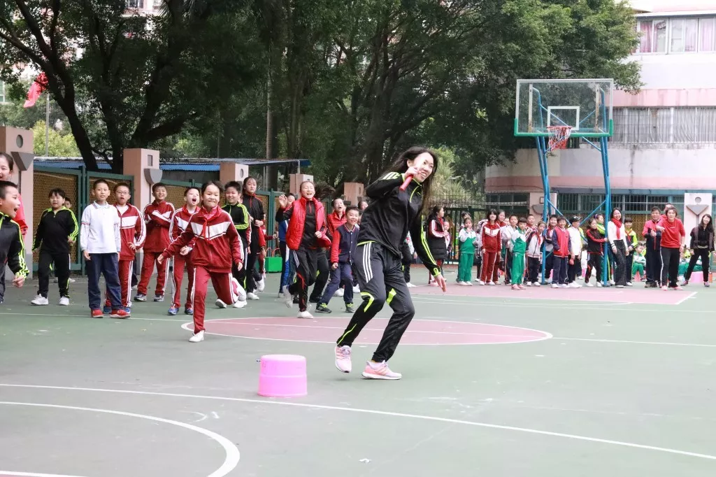 健康是生命的基石、运动是生命的源泉、快乐是生命的花朵 ——信孚祥景小学体育节暨运动会报道 健康是生命的基石、运动是生命的源泉、快乐是生命的花朵 ——信孚祥景小学体育节暨运动会报道