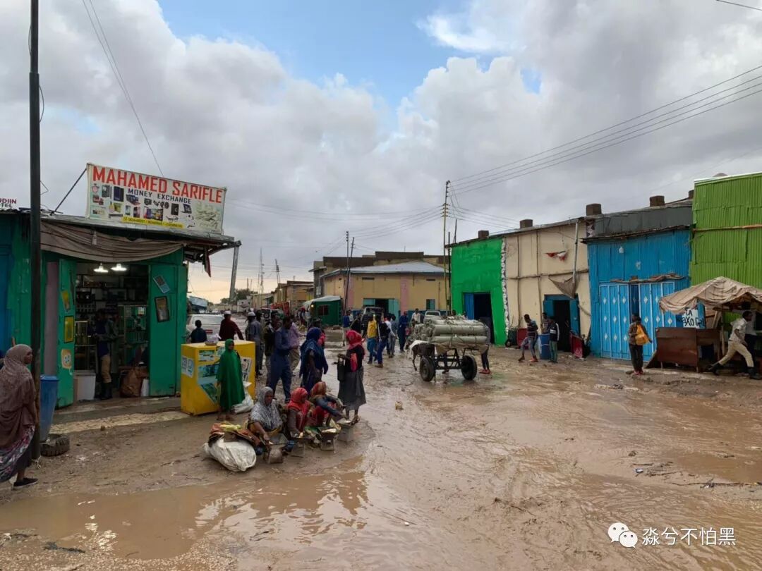 努力成为更好的自己说说_我愿努力成为你这一生的骄傲_索马里是哪个国家