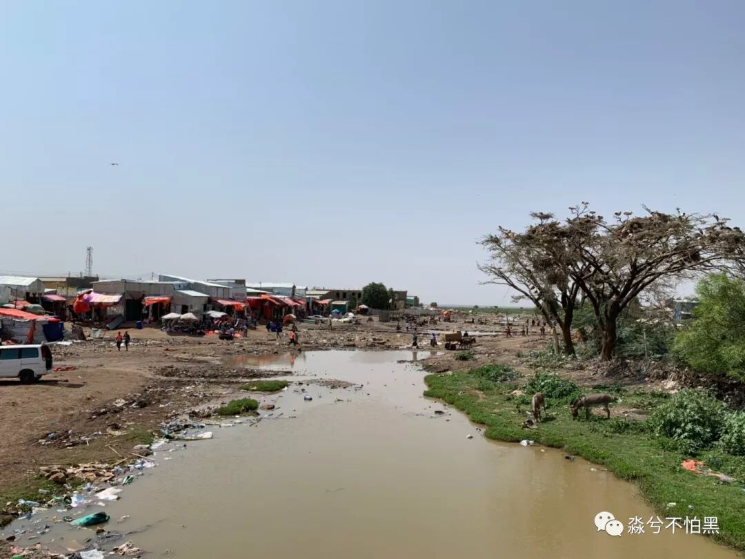 努力成为更好的自己说说_我愿努力成为你这一生的骄傲_索马里是哪个国家