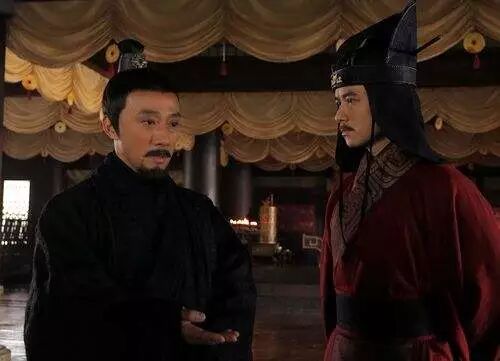 孔融该不该让梨台词_孔融让不让梨_孔融让梨是几岁